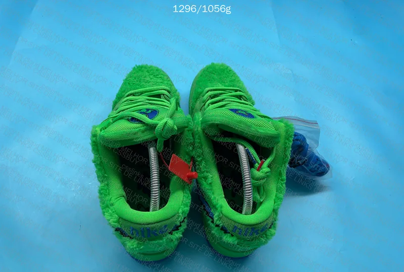 Nike Dunk Low Green Bear 2