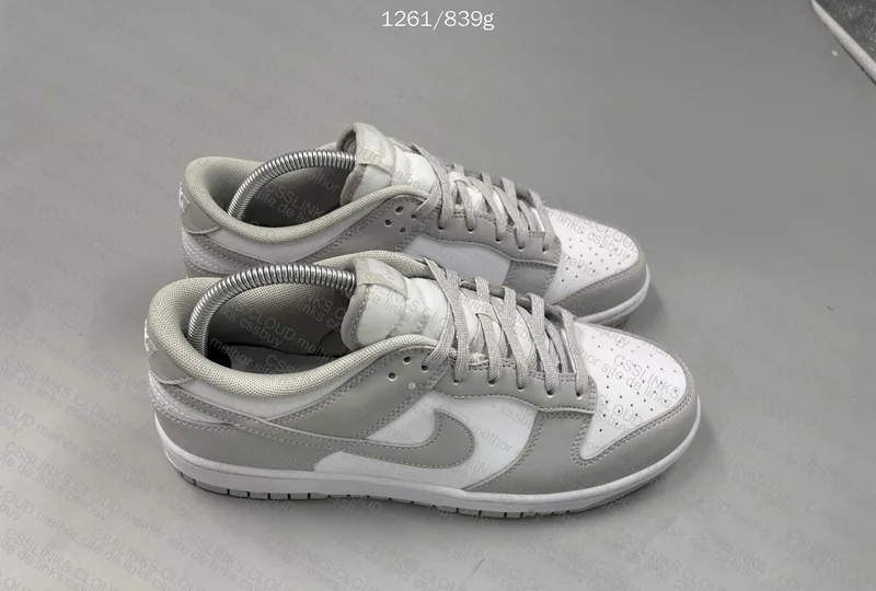Nike Dunk Low Grey