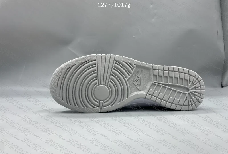 Nike Dunk Low Grey 5