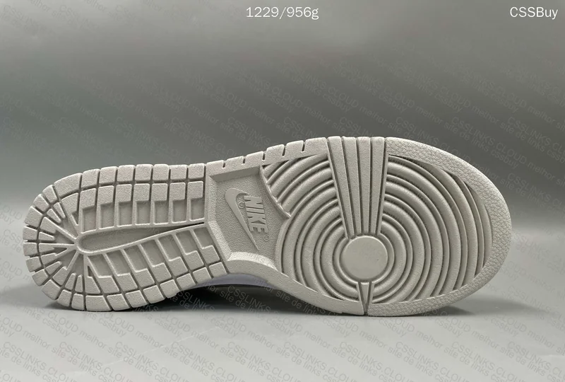 Nike Dunk Low Grey Fog 9