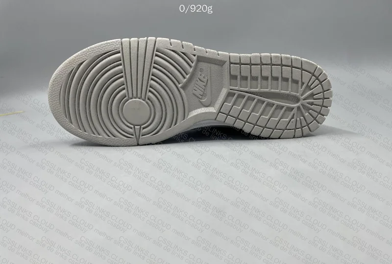 NIKE DUNK LOW "GREY FOG" 8