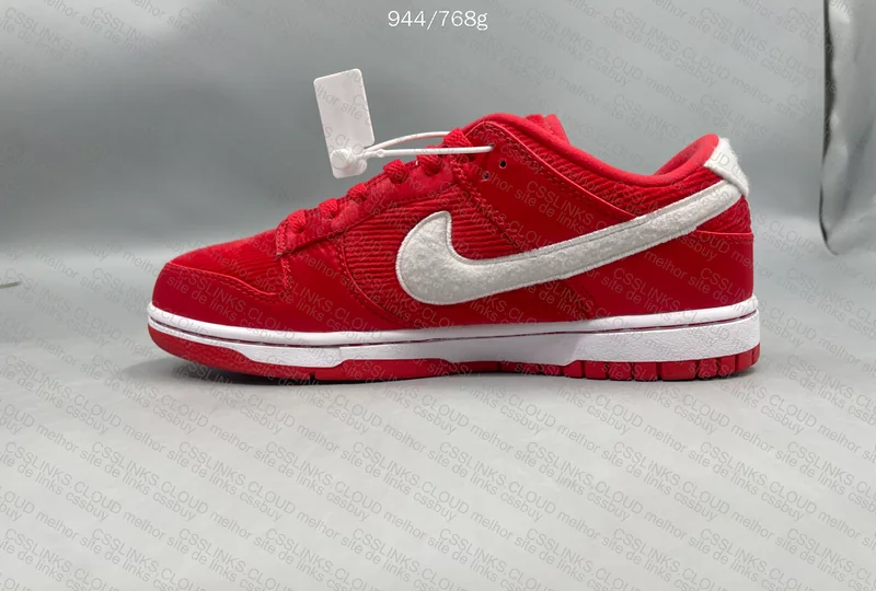 Nike Dunk Low GS Valentine's Day 2