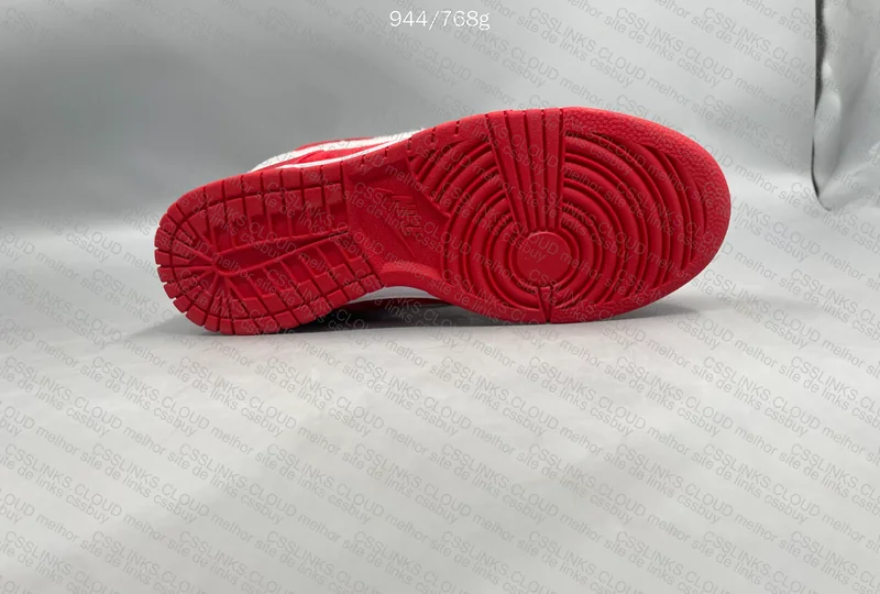 Nike Dunk Low GS Valentine's Day 5