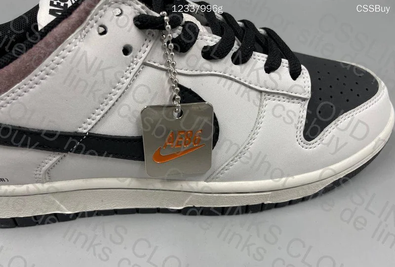 Nike Dunk Low Initial D AE86 7