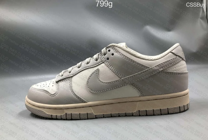 Nike Dunk Low Light Bone 3