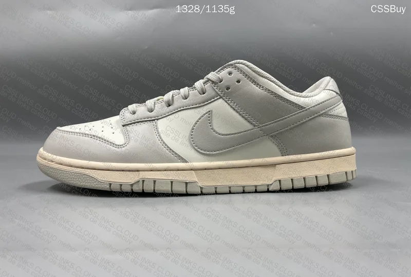 Nike Dunk Low Light Bone 4