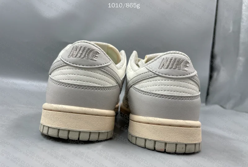 Nike Dunk Low Light Bone 4