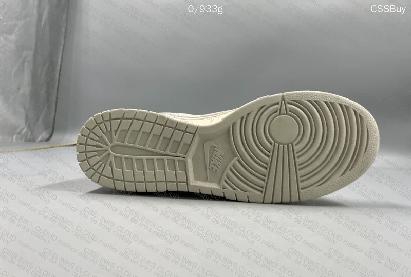 Nike Dunk Low (Light Bone) Batch: VT 3