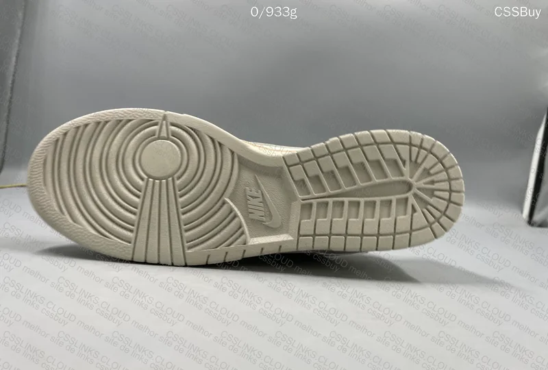 Nike Dunk Low (Light Bone) Batch: VT 4