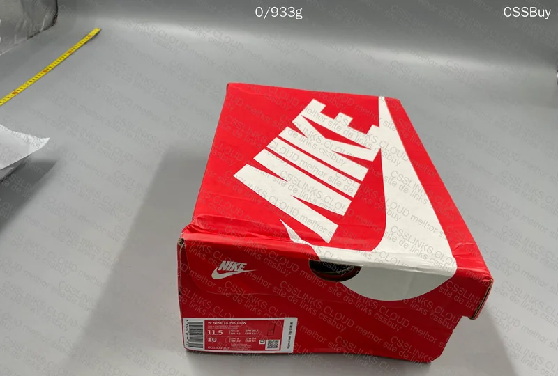 Nike Dunk Low (Light Bone) Batch: VT 6