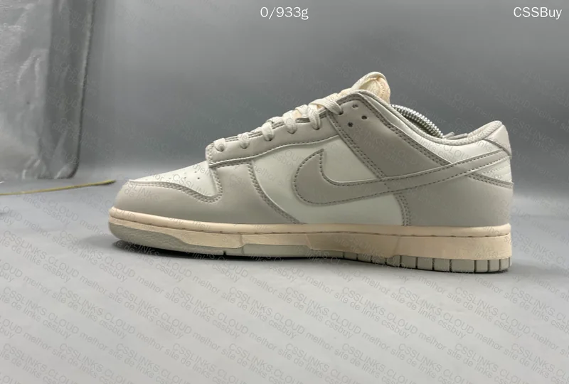 Nike Dunk Low (Light Bone) Batch: VT 7