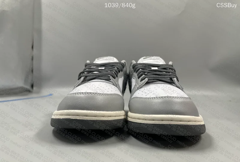 Nike Dunk Low Light Smoke Grey 3