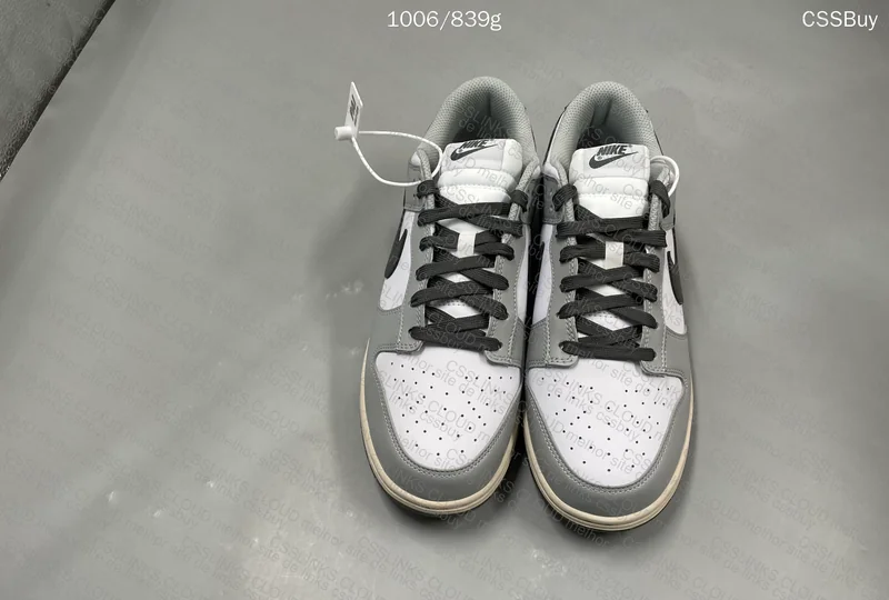 Nike Dunk Low Light Smoke Grey 2
