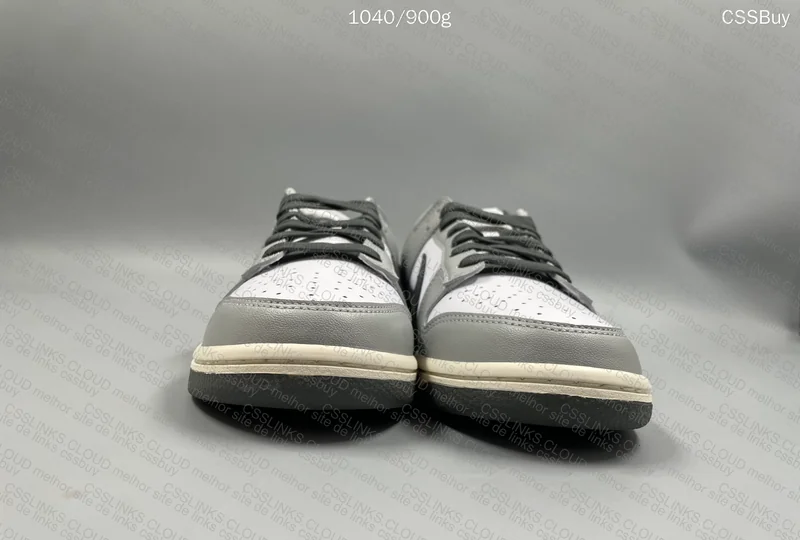 Nike Dunk Low Light Smoke Grey 2
