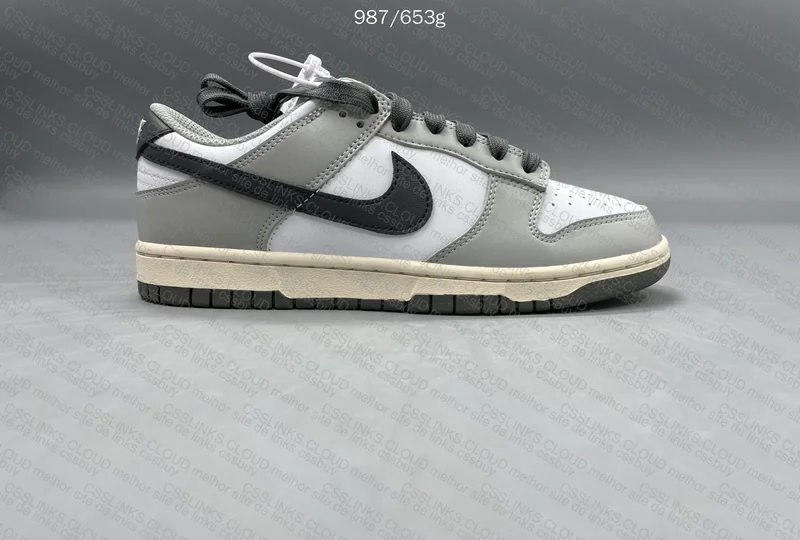 Nike Dunk low light smoke grey (JMDY)