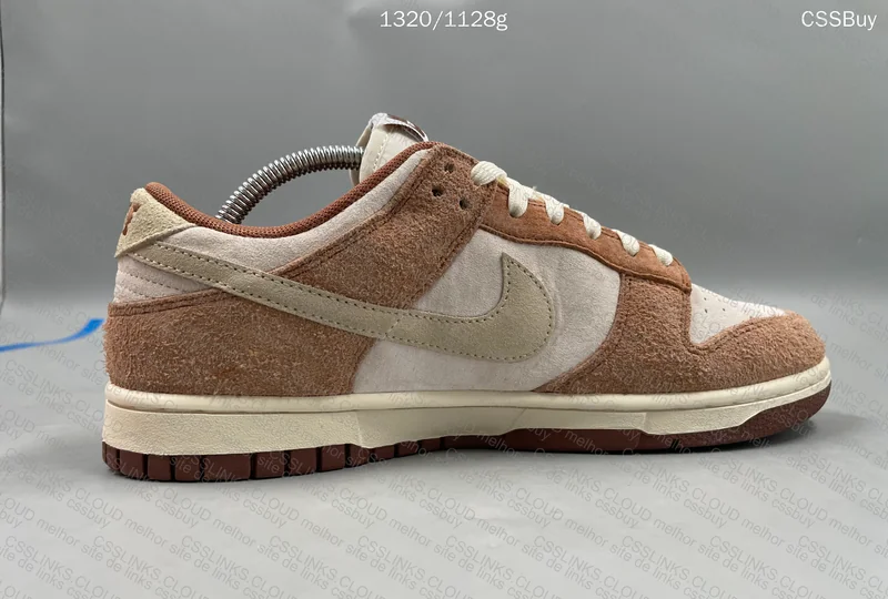 Nike Dunk low Medium Curry 2
