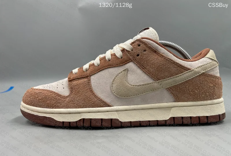 Nike Dunk low Medium Curry 3