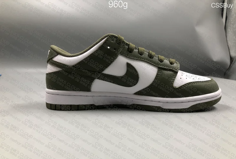 Nike Dunk Low Medium Olive