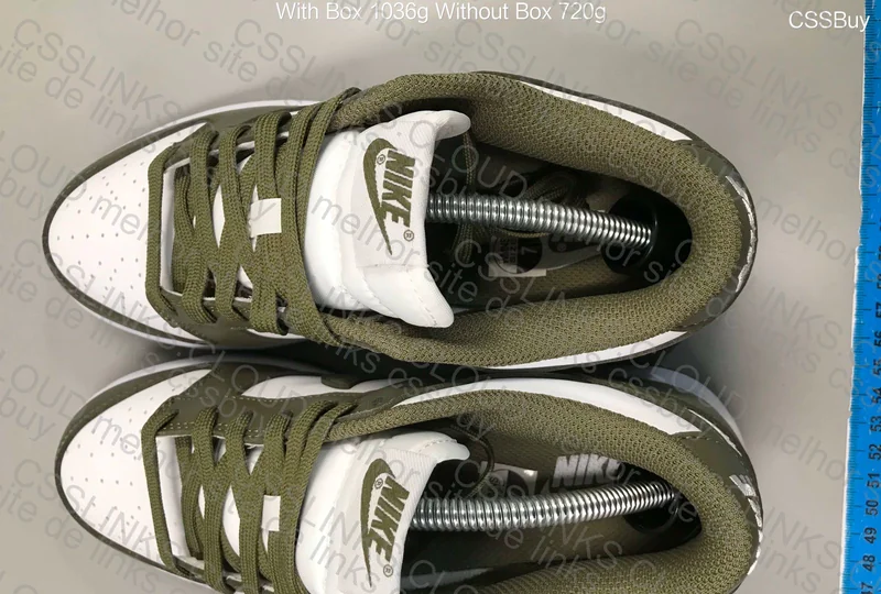 Nike Dunk Low Medium Olive 10