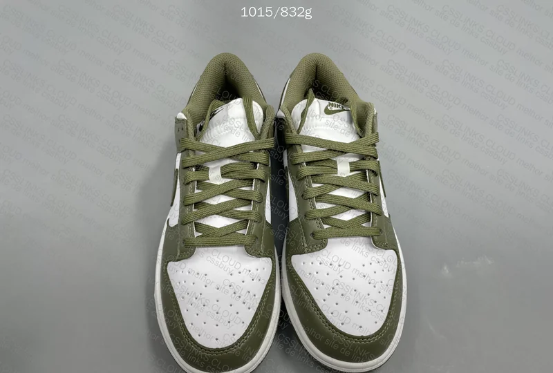 Nike Dunk Low Medium Olive