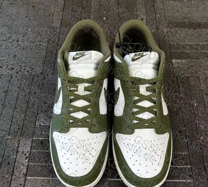 Nike Dunk Low Medium Olive 4