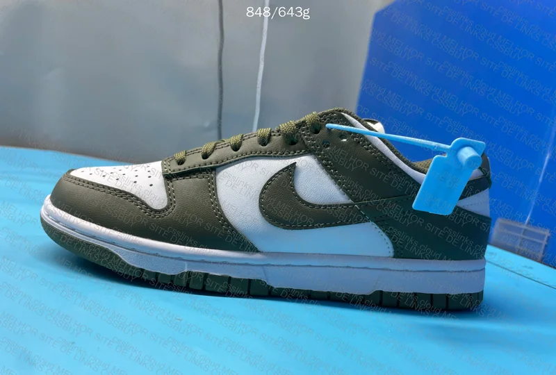 Nike Dunk Low Medium Olive 5