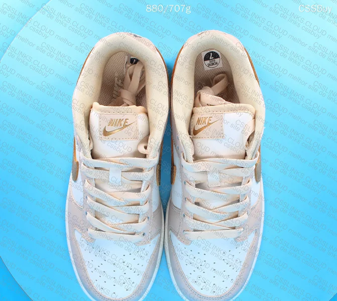 Nike Dunk Low Metallic Gold