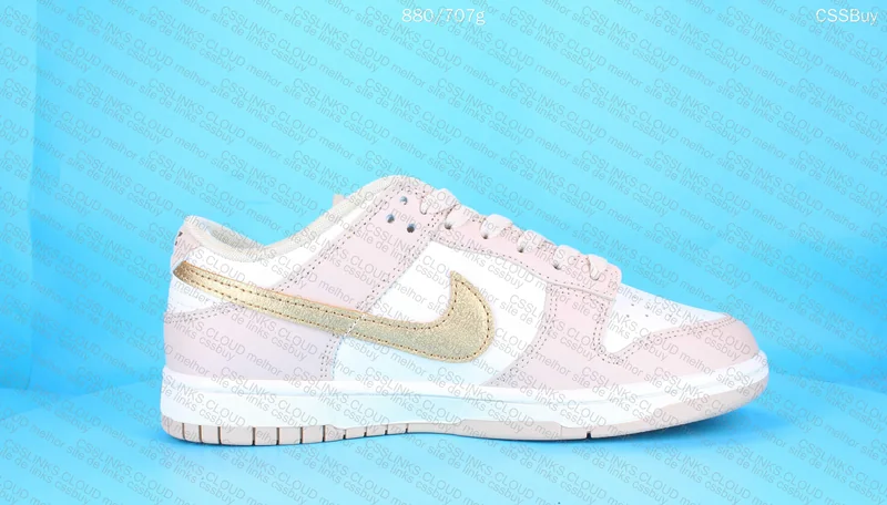 Nike Dunk Low Metallic Gold 4