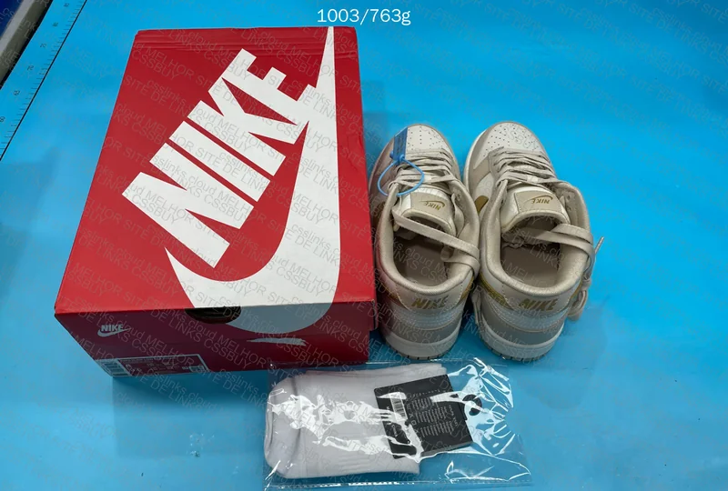 Nike Dunk Low Metallic Gold 7