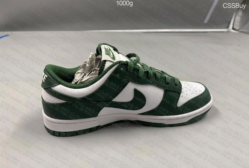 Nike Dunk Low Michigan State 3