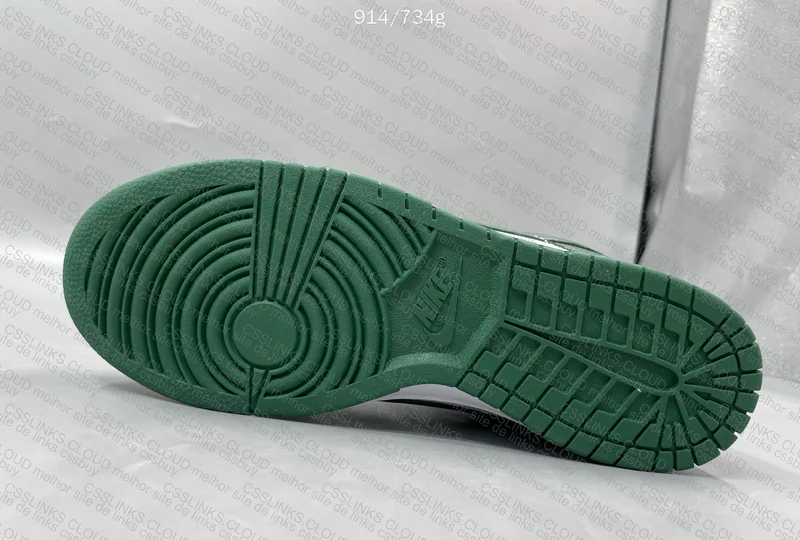 Nike Dunk Low Michigan State 2