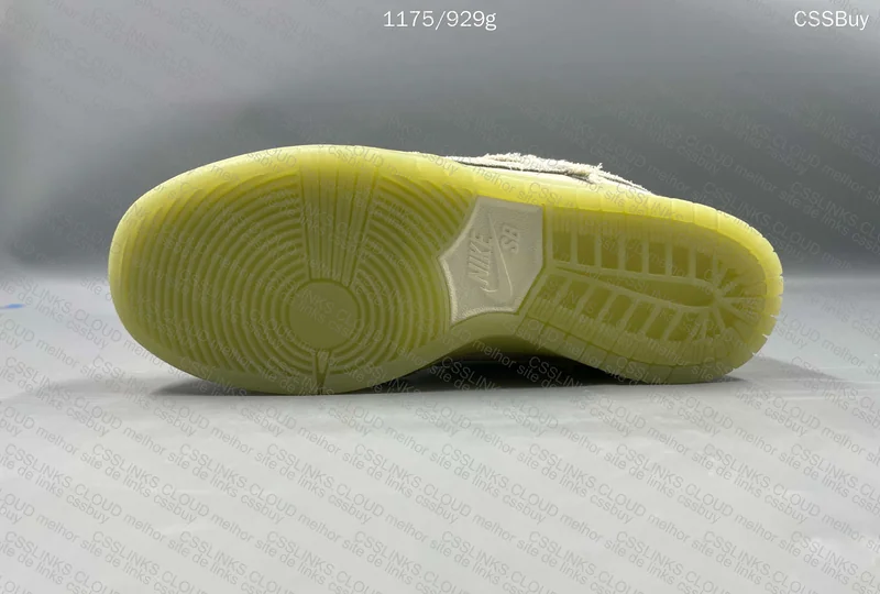 Nike dunk low mummy 4