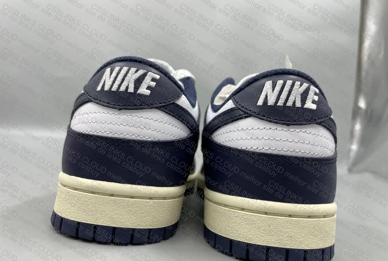 Nike Dunk Low Navy 5