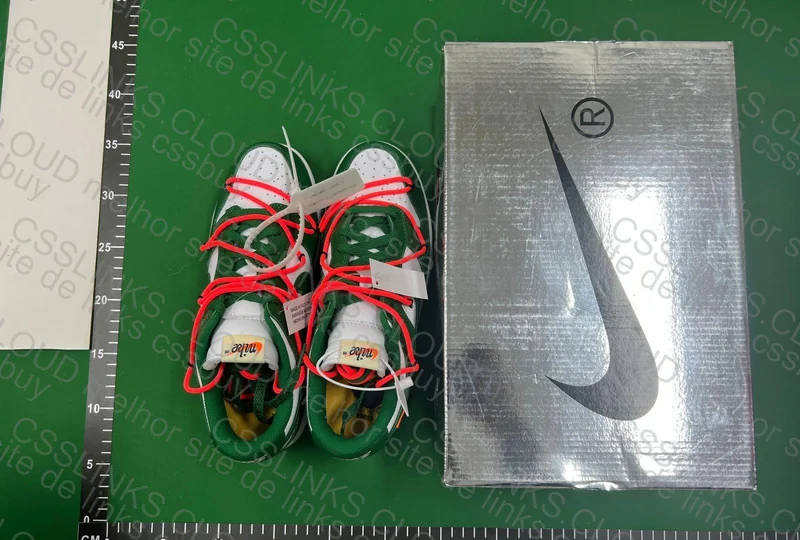 Nike Dunk Low Off-White Pine Green 2