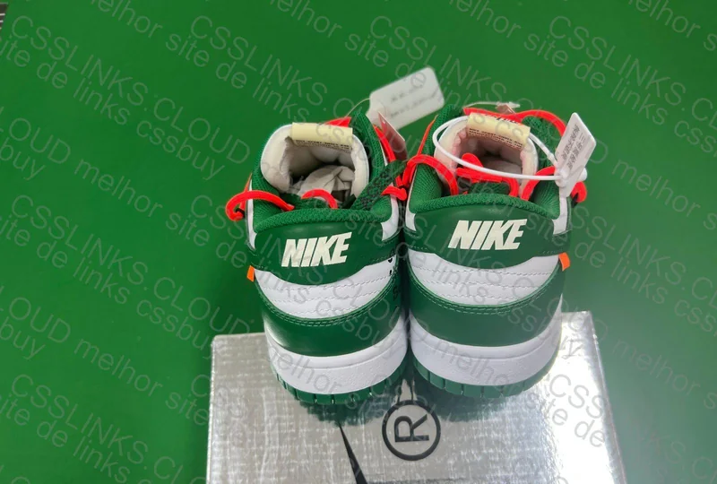 Nike Dunk Low Off-White Pine Green 3