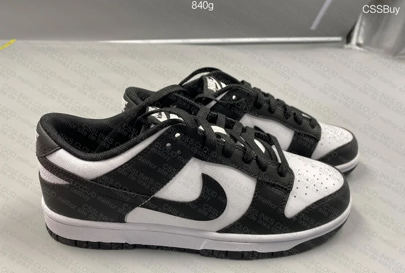 Nike Dunk Low Panda 3