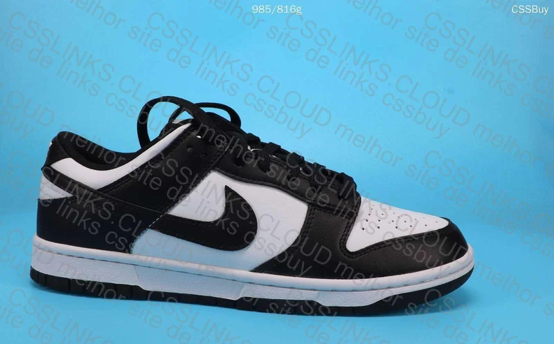 Nike dunk low panda 4
