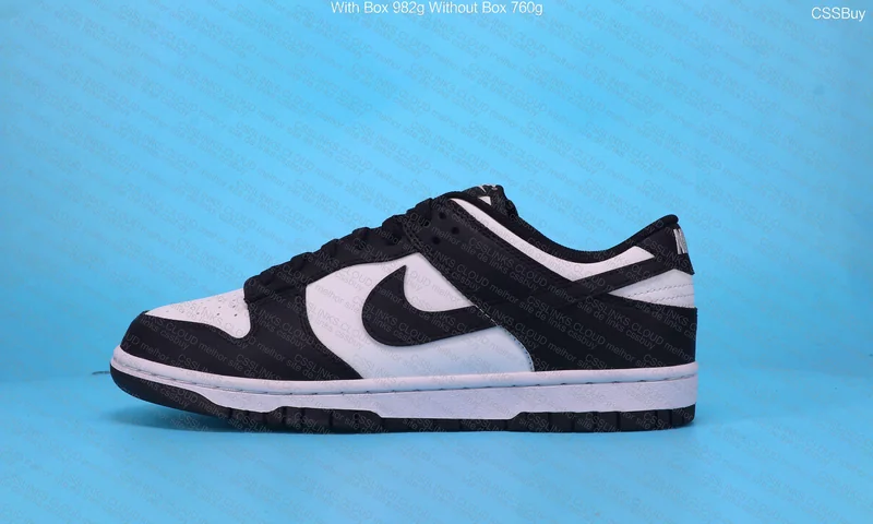 NIKE DUNK LOW PANDA