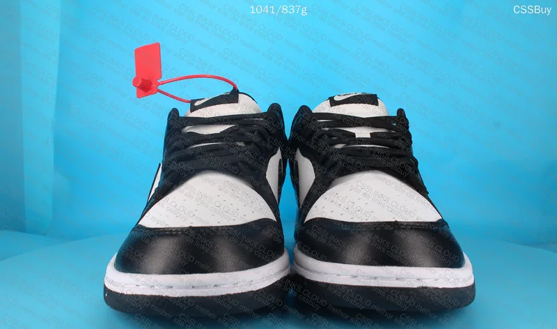 Nike dunk low panda 2