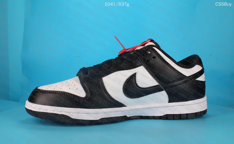 Nike dunk low panda 8