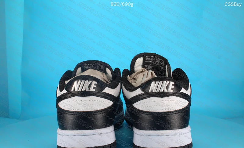 NIKE DUNK LOW PANDA