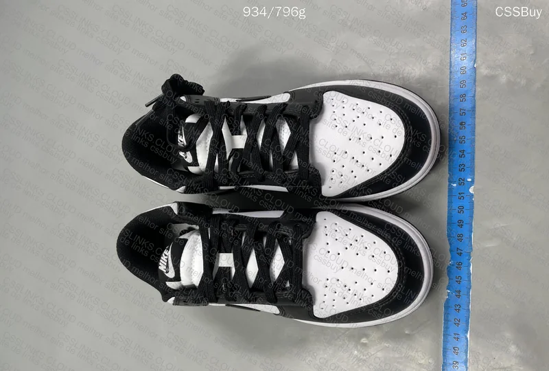 Nike Dunk Low Panda 2