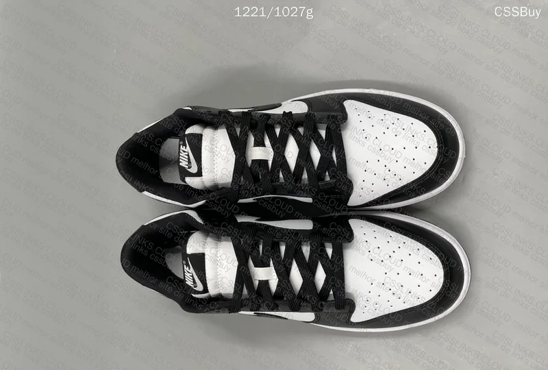 Nike Dunk Low Panda