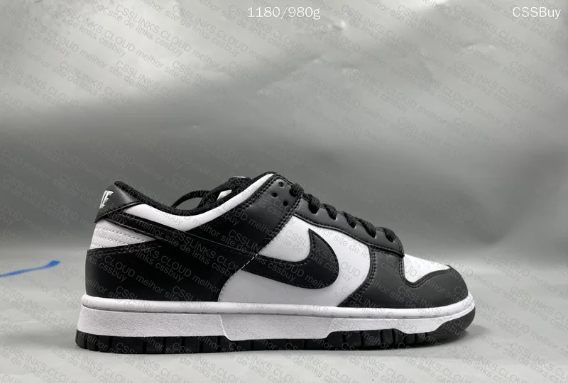 Nike Dunk Low "Panda" 4