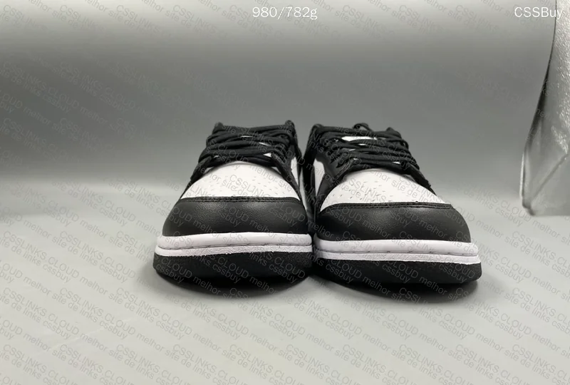 Nike Dunk Low Panda 4