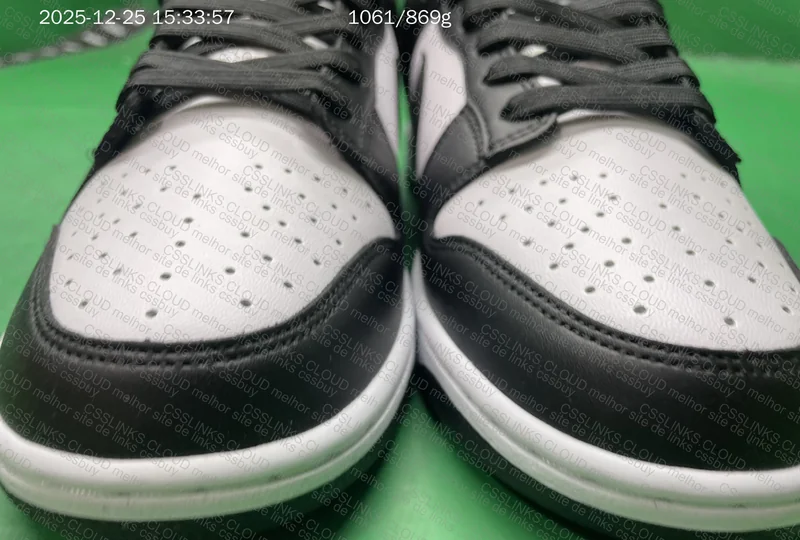 Nike dunk low panda