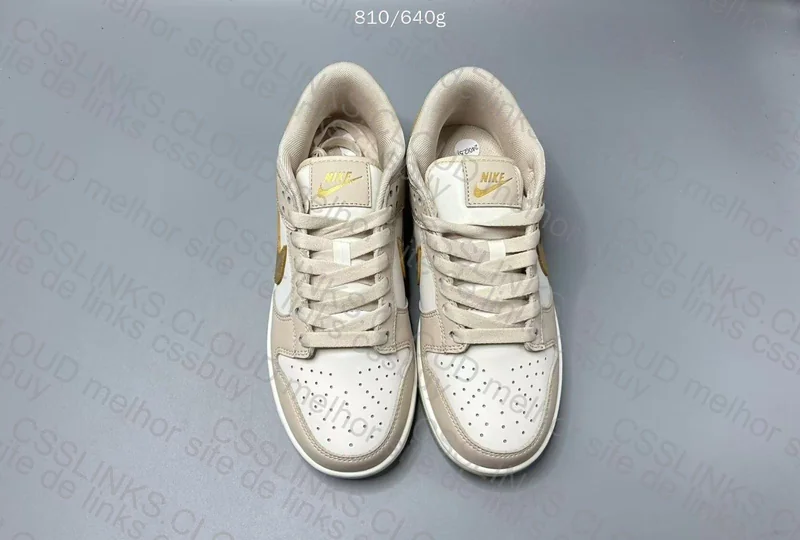 Nike Dunk Low Phantom Metallic Gold 4