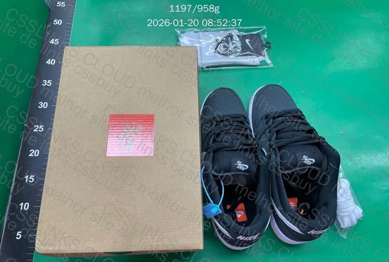 Nike Dunk Low Pro Black Gun 8