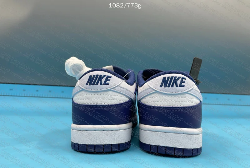 Nike Dunk Low Retro 2