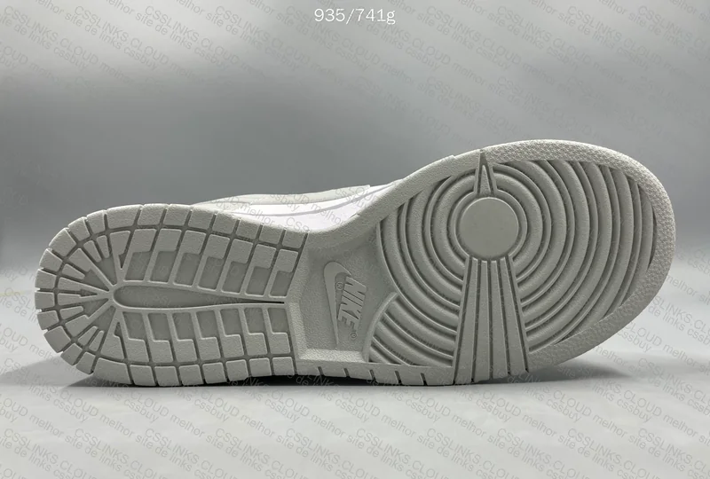 Nike Dunk Low Retro Grey Fog 4